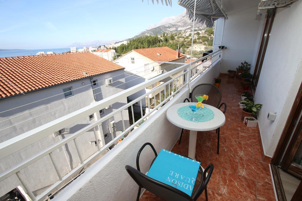 Apartment Toni Makarska Buitenkant foto